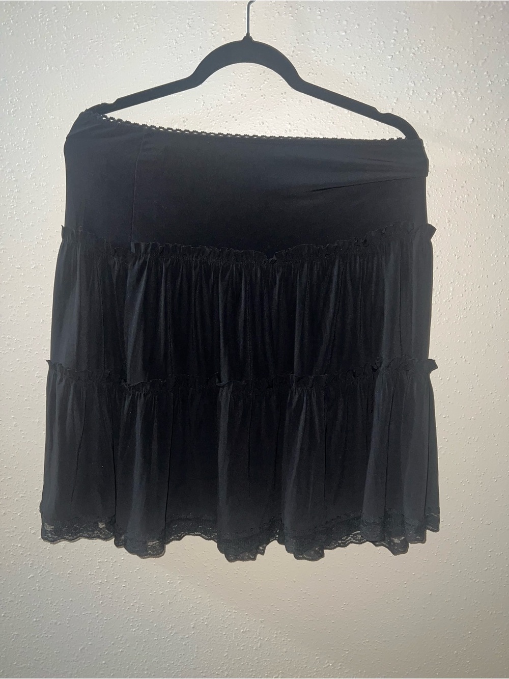 Black Tiered Lace-Trim Mini Skirt - Women's